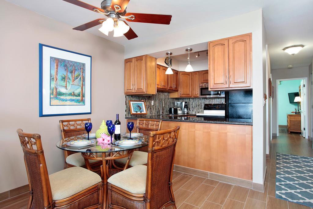 Noelani Condominium Resort Lahaina Zewnętrze zdjęcie