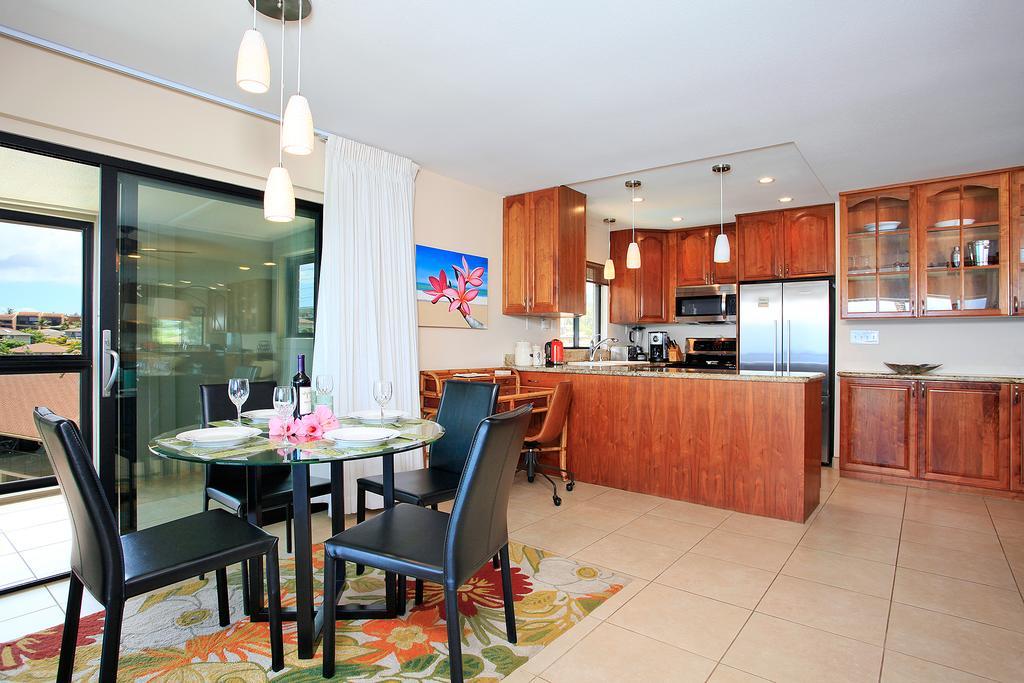 Noelani Condominium Resort Lahaina Zewnętrze zdjęcie